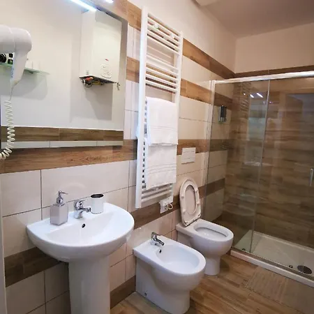 5 Terre Flat Специя